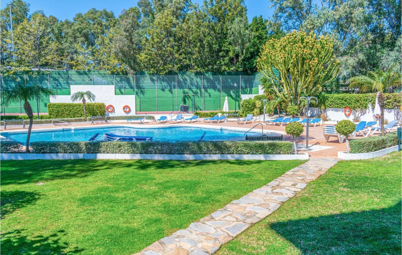 Lovely Apartment In Marbella With Kitchenette Exterior foto